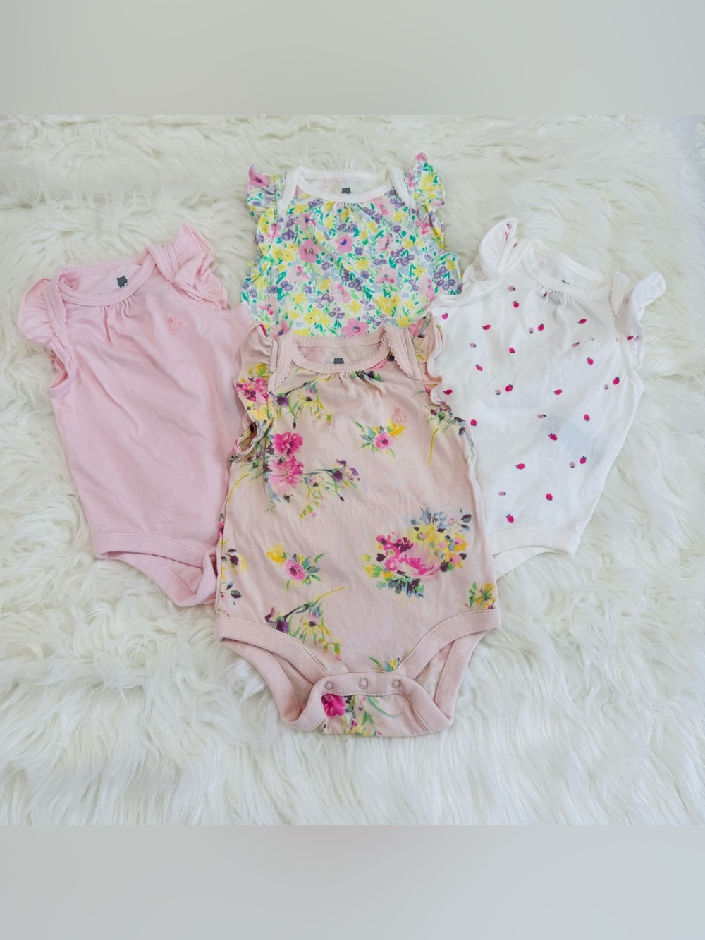 GAP Baby Girls Floral & Pink Ruffle One-Piece Bodysuit Set